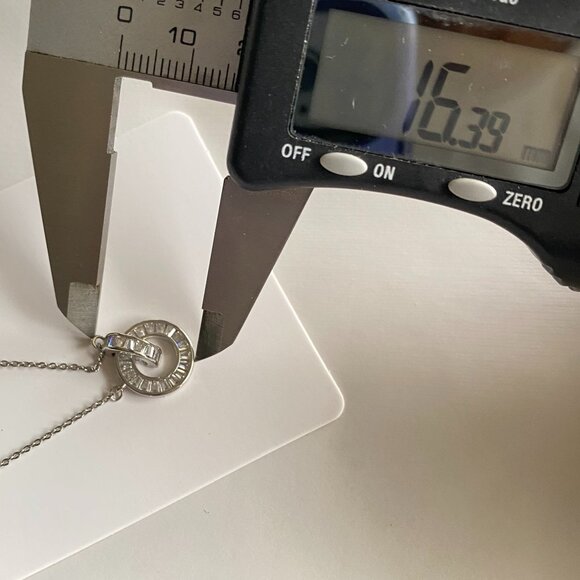 FAC Baguette Crystal Interlocking Silver Tone Necklace - Picture 5 of 7